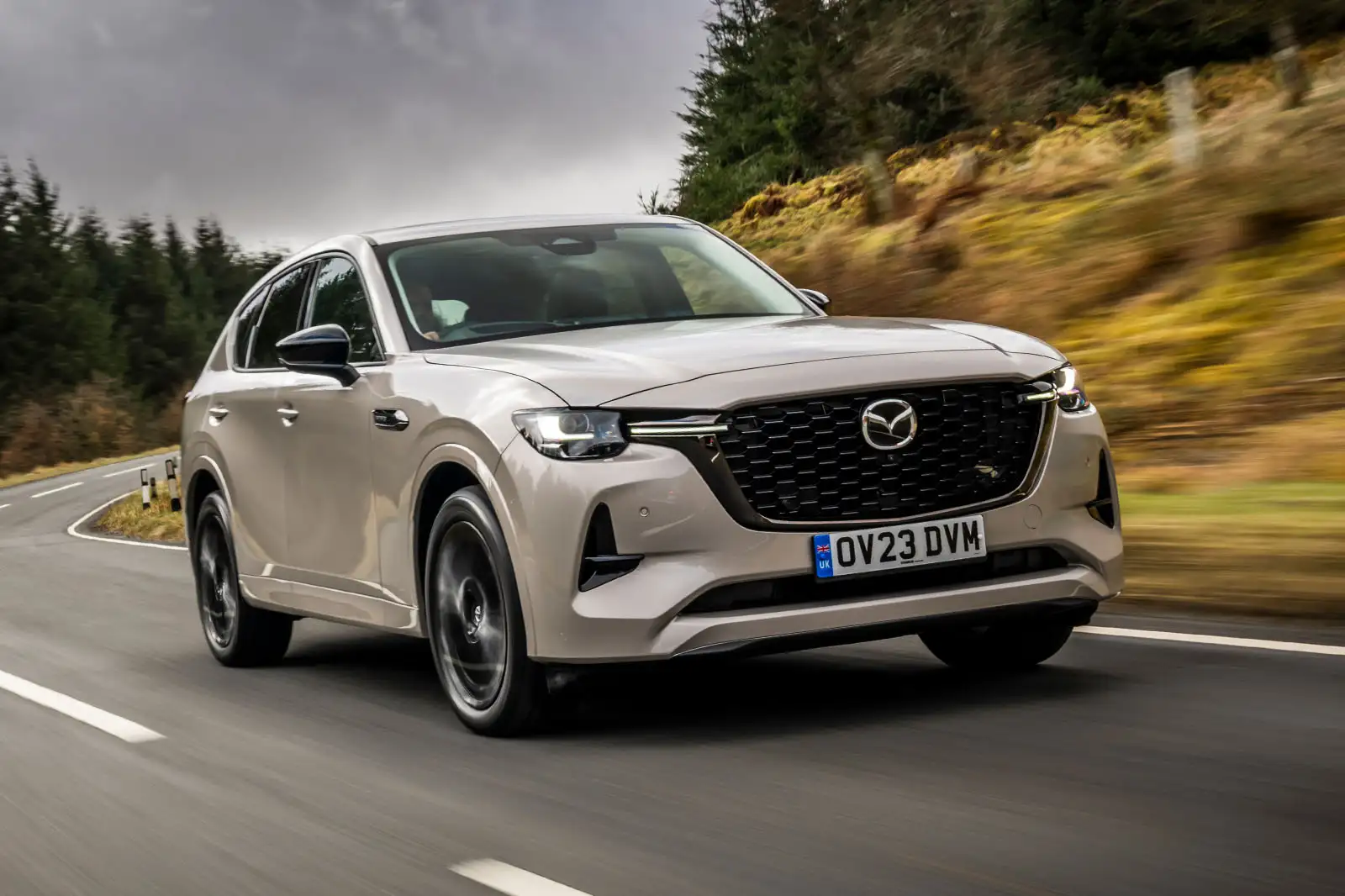 Mazda обеща да продава дизел, стига клиентите да го искат