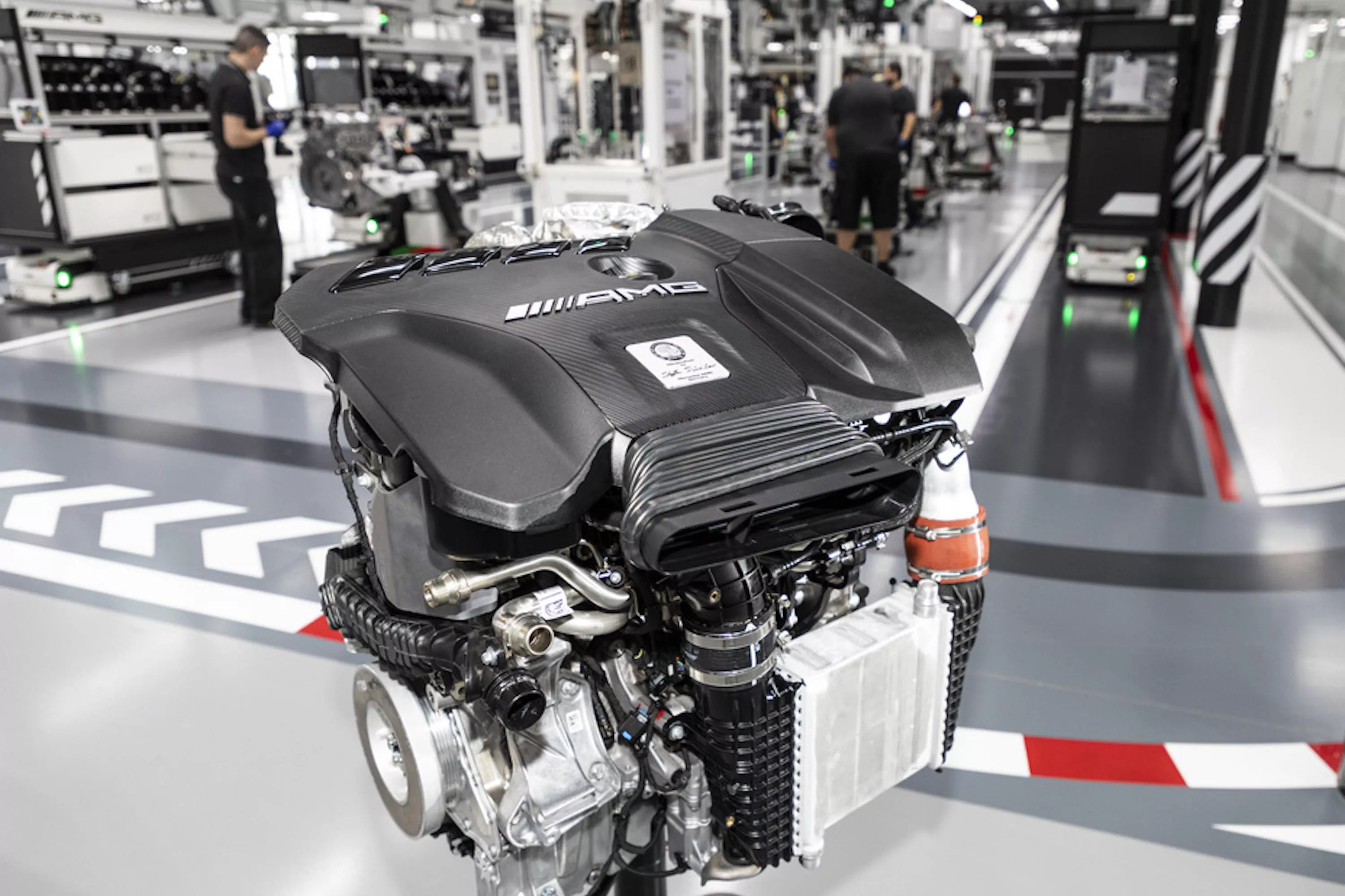 Mercedes-AMG 45 идват с новия мотор M 139: 2-литрова машина с 421 к.с. и 500 Нм
