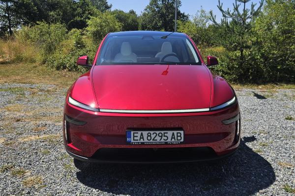 ВИДЕО: Карахме новата Tesla Model Y “Juniper“