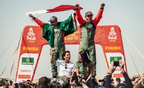 Dacia Sandriders спечели рали Дакар