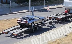 Добре дошъл! Завърнал се от бъдещето DeLorean кацна в България!