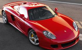 Това Porsche Carrera GT бе продадено за 3,2 млн. лв.