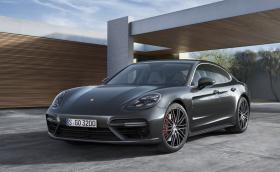 Дилър в Китай пусна чисто ново Porsche Panamera за 18 000 долара
