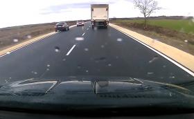 Изпреварване в насрещния банкет, видео в социалните мрежи, арест от МВР Пловдив...