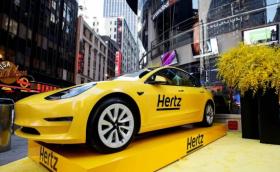 Защо Hertz продава 20 000 от своите електромобили, повечето от които са Tesla?