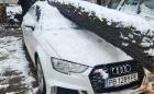 Дърво тотализира Audi RS 3 в Пловдив