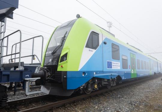 Новите влакове Skoda тръгнаха от Чехия към България