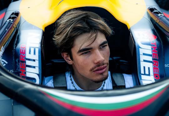 Никола Цолов сяда в болида тази седмица