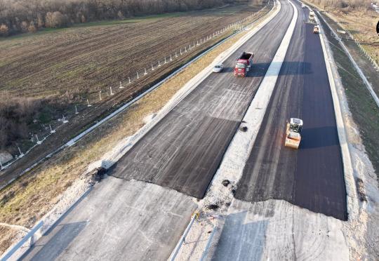 Две големи свлачища блокират строежа на магистралата Видин – Монтана (Видео)