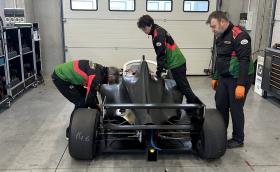 Още един българин ще кара във Формула 4
