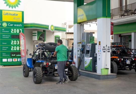 И в Гърция дават помощ за закупуване на гориво