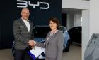 Клиентите на BYD ще ползват преференции за автомобилните застраховки на Евроинс