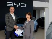 Клиентите на BYD ще ползват преференции за автомобилните застраховки на Евроинс