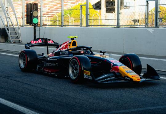 Никола Цолов се връща на пистата във Формула 2