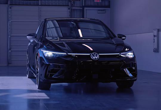 Volkswagen удължава живота на двигателя с вътрешно горене в своя Golf