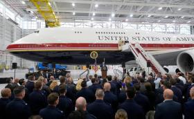Тръмп официално представи новия Air Force One