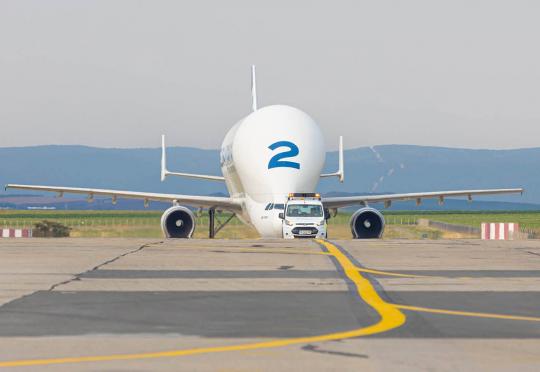За първи път Airbus Beluga ST кацна в България