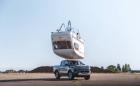 Toyota хвърли каравана върху новия Hilux BEV