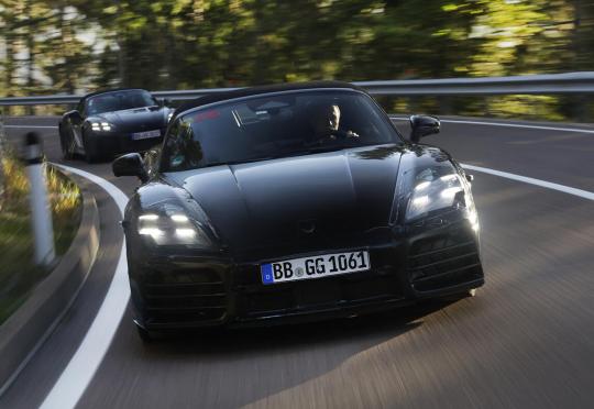 В крайна сметка Porsche се отказа от ДВГ в два свои модела