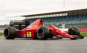 Найджъл Менсъл продава своя F1 болид Ferrari 640 от 1989