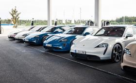 Porsche през 2030: плановете са 80% от продажбите да са на електрически модели