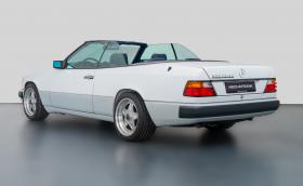 Тази 124-ка се продава за 238 000 и не е AMG