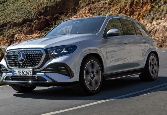 Обновеният Mercedes GLE идва със супер екран и нов хибрид