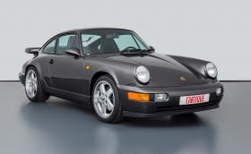 Това 1989 Porsche 911 Carrera 4 се продава за… 650 хил. евро!