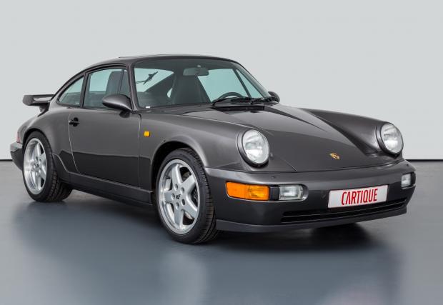 Това 1989 Porsche 911 Carrera 4 се продава за… 650 хил. евро!