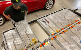 Пловдивска фирма ще рециклира батерии за Tesla, BMW и Mercedes