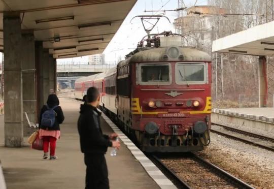 Започва голям ремонт на част от коловозите на Централна гара в София