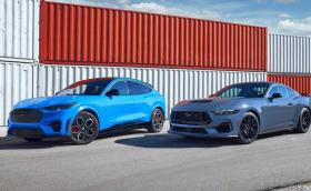 Бензиновият Mustang си върна лидерството над електрическия по продажби