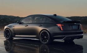 Годината е 2026-а и Cadillac току-що извади V8 седан с 685 к.с. и ръчна трансмисия