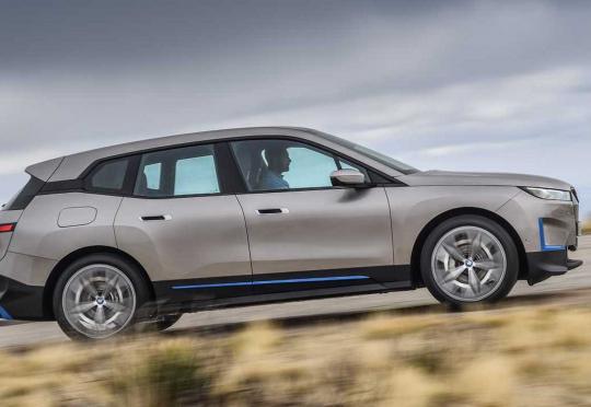 BMW спира iX в САЩ - какво е бъдещето на модела в Европа?