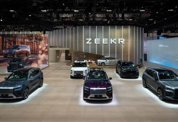 Zeekr с три обновени луксозни модела на Auto China 2026