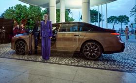 BMW прави премиера на нов филм по време на фестивала в Кан