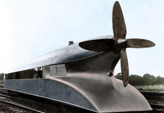 Schienenzeppelin: пропелерният влак от 1929 с BMW V12, който развиваше 230 км/ч