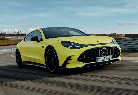 Новият Mercedes-AMG GT 4-door Coupe е на ток, но с V8 звук