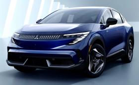 Mitsubishi върна името Eclipse, но сме доста разочаровани