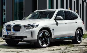  BMW iX3 е електрически SUV със задно предаване и 286 к.с.