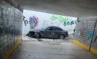 Шофьор на BMW E90 влезе в подлез във Варна