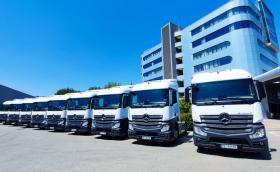 PIMK добавя 100 нови влекача Mercedes Actros във флотилията си