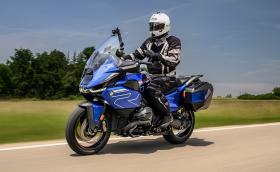 Карахме новото BMW R 1300 RT