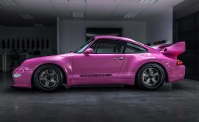 Това розово Porsche 911 (993) e първата 'деснячка' на Gunther Werks