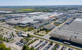 Знаете ли как ходят на работа служителите от завода на BMW в Регенсбург?