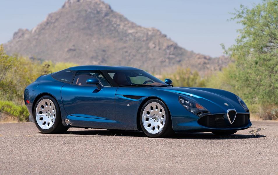 Viper в италиански костюм: Тази Alfa Romeo TZ3 Stradale Zagato се ...