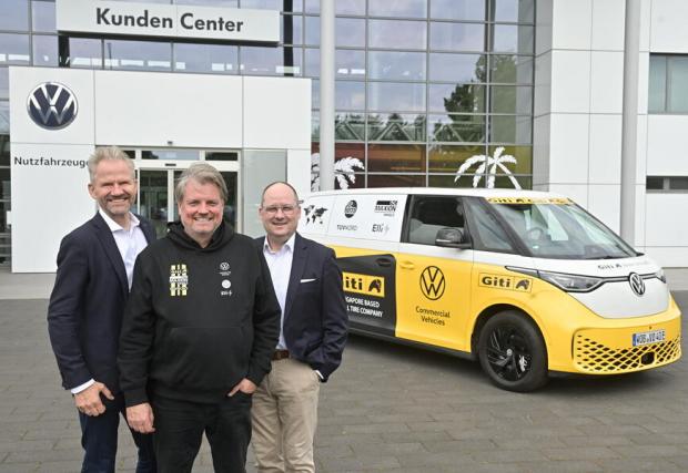 VW ID. Buzz потегли на околосветско пътешествие