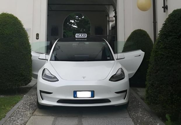 Това е Tesla на 600 000 км - и то с оригиналната батерия