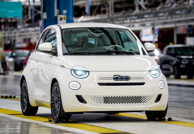 Fiat 500 хибрид ще се произвежда в Италия