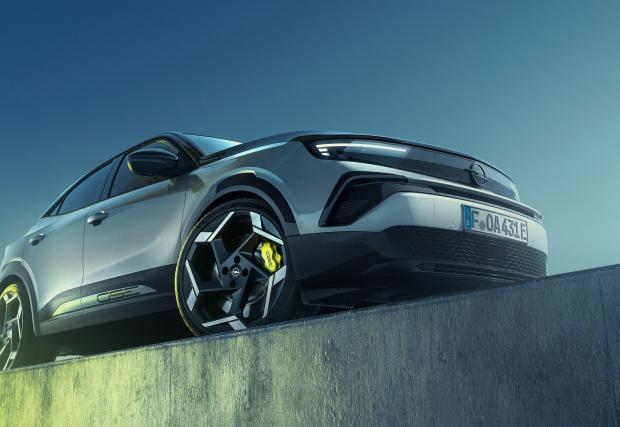 Opel Mokka получи версия с 280 к.с.